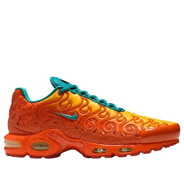 Nike Air Max Plus TN One Piece Mera Mera – vue latérale