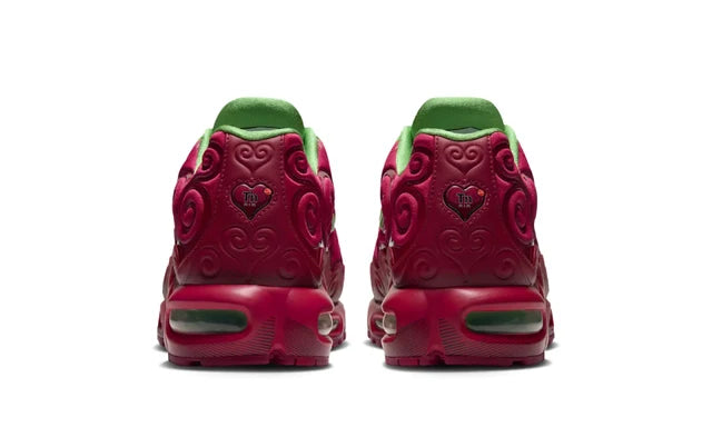 Nike Air Max Plus TN One Piece Trafalgar D. Law – vue arrière